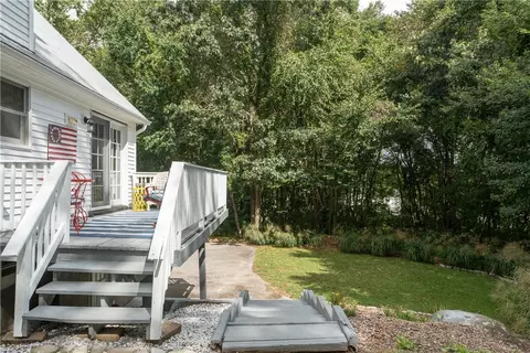 23 Colonial Dr, Westerly, RI 02891 photo 35