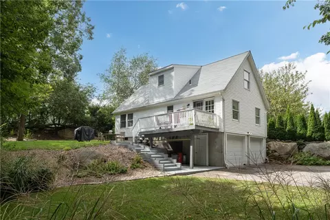 23 Colonial Dr, Westerly, RI 02891 photo 38