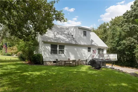 23 Colonial Dr, Westerly, RI 02891 photo 33