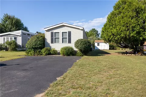 69 Wright Way, Coventry, RI 02816 photo 2