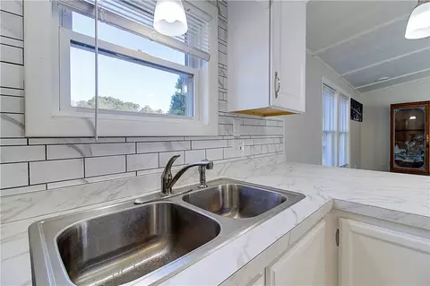 69 Wright Way, Coventry, RI 02816 photo 10