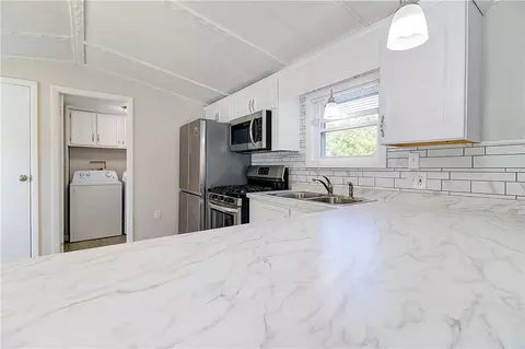 69 Wright Way, Coventry, RI 02816 photo 9