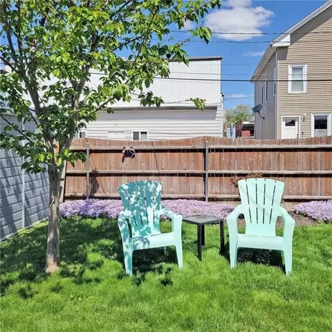18 Maple Ave, East Providence, RI 02915 photo 12