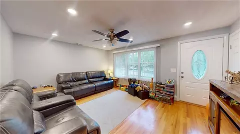 20 Lloyd Dr, Coventry, RI 02816 photo 9