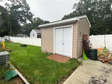 20 Lloyd Dr, Coventry, RI 02816 photo 28