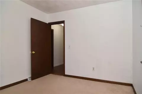 89 Naples Ave, Warwick, RI 02886 photo 17