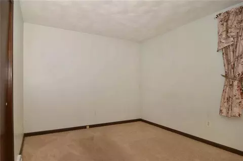 89 Naples Ave, Warwick, RI 02886 photo 11