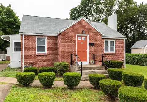 169 Cady Ave, Warwick, RI 02889