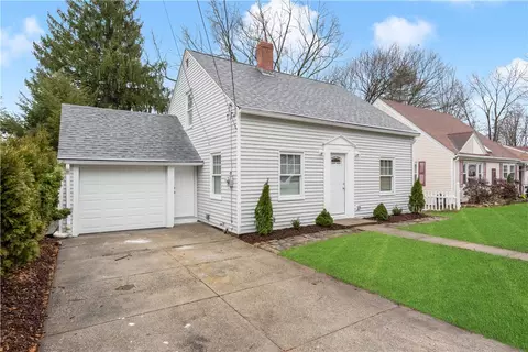 13 Harris Ave, Johnston, RI 02919