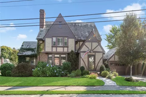 104 Olney Ave, North Providence, RI 02911