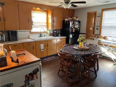 633 Grove St, Woonsocket, RI 02895 photo 16