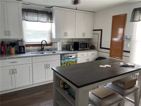 633 Grove St, Woonsocket, RI 02895 photo 5