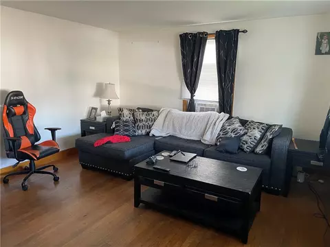 633 Grove St, Woonsocket, RI 02895 photo 3