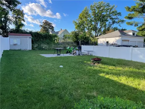 633 Grove St, Woonsocket, RI 02895 photo 34