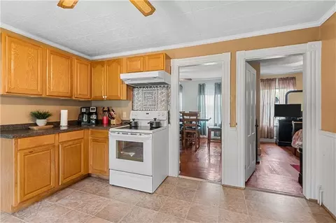 275 Summer St, Woonsocket, RI 02895 photo 25