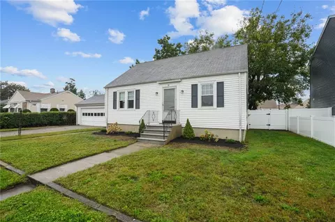 59 Carman St, Cranston, RI 02910