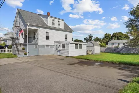 80 Pershing St, East Providence, RI 02914