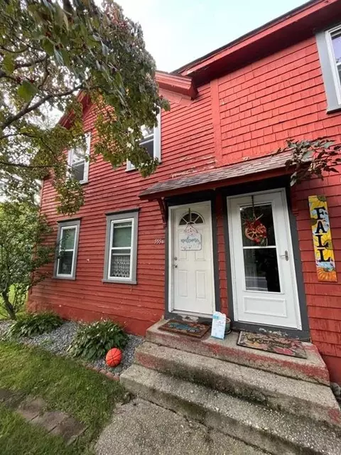 555 Wallum Lake Rd, Pascoag, RI 02859