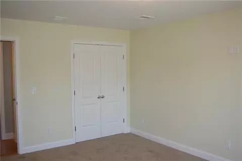 443 Pequot Ave, Warwick, RI 02889 photo 19