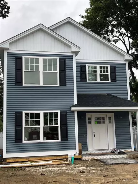 443 Pequot Ave, Warwick, RI 02889