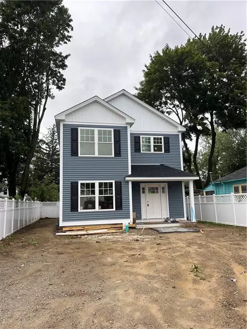 443 Pequot Ave, Warwick, RI 02889 photo 2