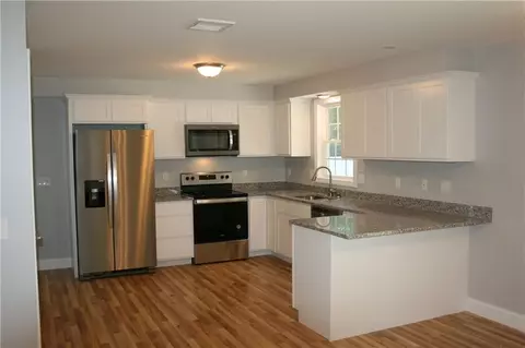 443 Pequot Ave, Warwick, RI 02889 photo 10