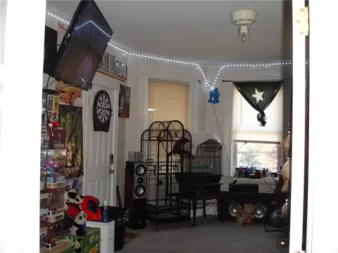 16 W Park Pl, Woonsocket, RI 02895 photo 11