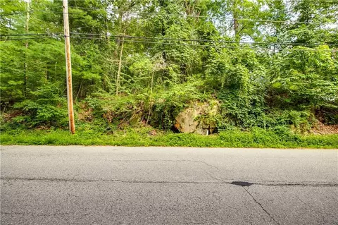 333 Scott Rd, Cumberland, RI 02864