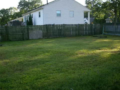 20 Custer St, Warwick, RI 02889 photo 15