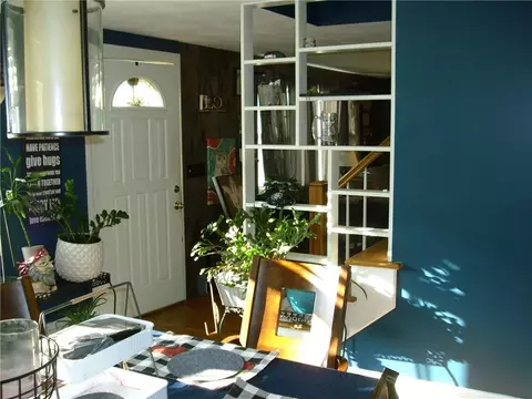 20 Custer St, Warwick, RI 02889 photo 6