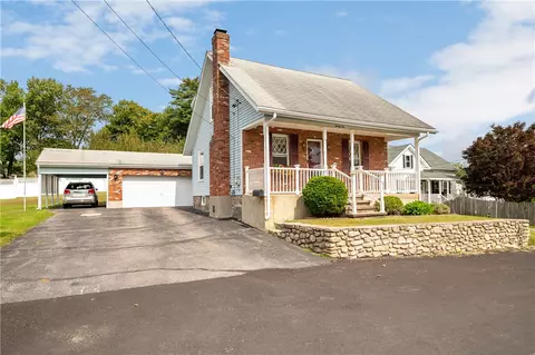 22 Arnold Ave, North Smithfield, RI 02896