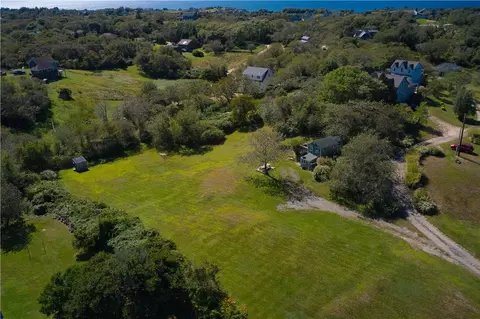 1592 W Side Rd, Block Island, RI 02807