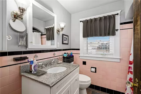 122 Spring Green Rd, Warwick, RI 02888 photo 11