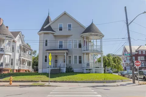 339 Broadway St, Pawtucket, RI 02860