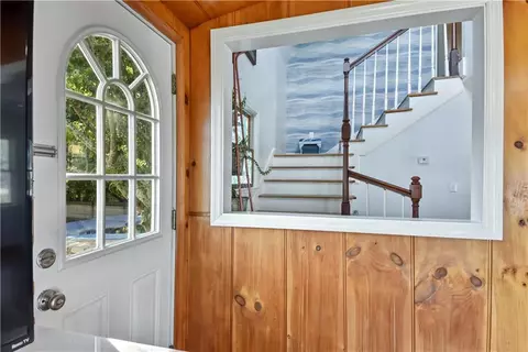 27 Logan St, Warwick, RI 02889 photo 6