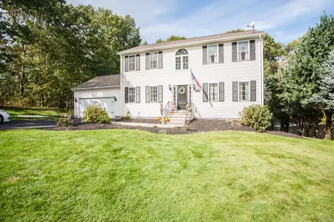 10 Briden St, North Smithfield, RI 02896