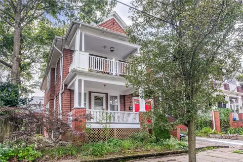 19 Whiting St, Providence, RI 02906