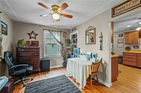 27 Campeau St, Woonsocket, RI 02895 photo 18