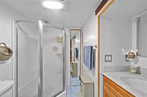 27 Campeau St, Woonsocket, RI 02895 photo 24