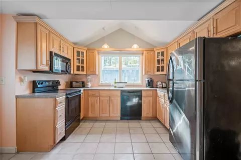 125 Lake Dr, Glocester, RI 02814 photo 11