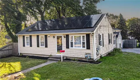 328 Roger Williams Ave, East Providence, RI 02916
