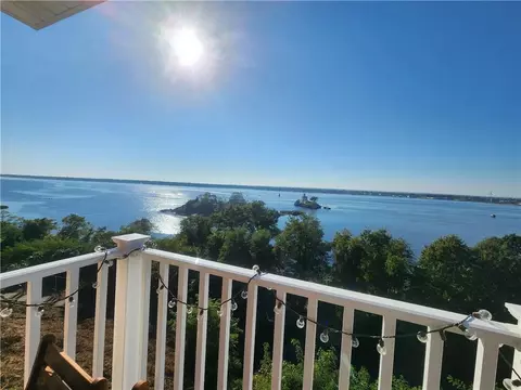 31 Bullocks Point Ave #6-C, East Providence, RI 02915