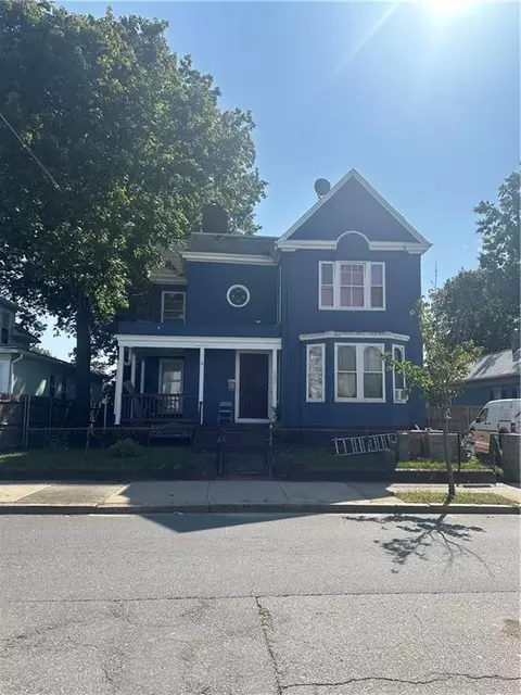 152 Cross St, Central Falls, RI 02863