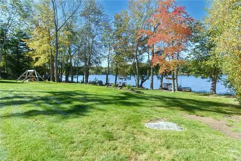 12 Potters Ln, Glocester, RI 02814 photo 31