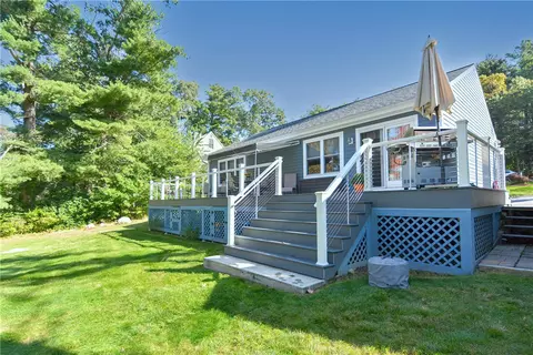 12 Potters Ln, Glocester, RI 02814 photo 5