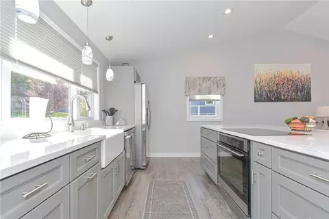 12 Potters Ln, Glocester, RI 02814 photo 10