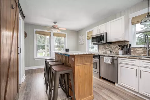 144 Oregon Ave, Woonsocket, RI 02895 photo 4