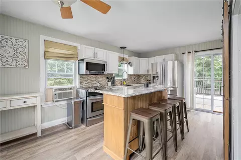 144 Oregon Ave, Woonsocket, RI 02895 photo 5