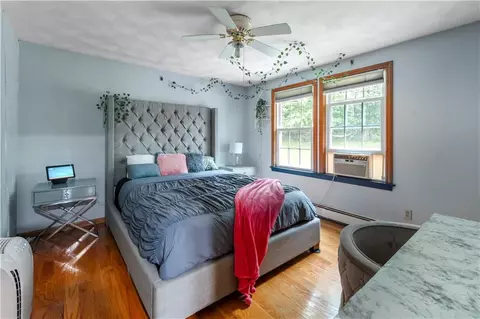 273 Oregon Ave, Woonsocket, RI 02895 photo 14