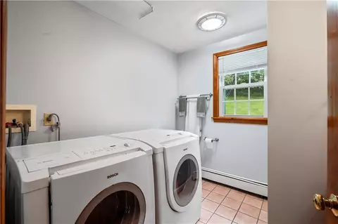 273 Oregon Ave, Woonsocket, RI 02895 photo 11